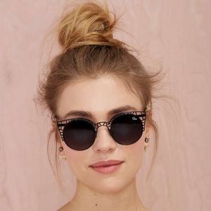 QUAY fleur sunglasses *rare*